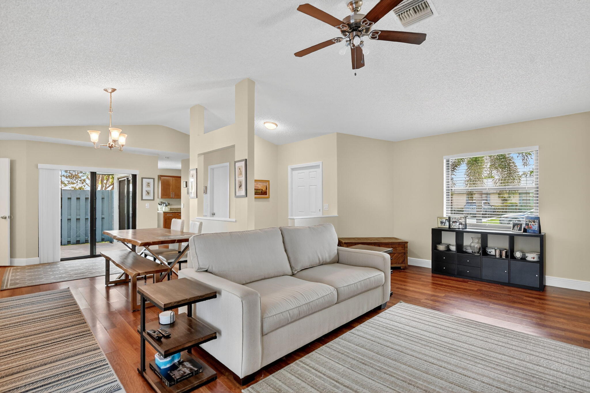 9159 Southwest 22nd Street, Unit F Boca Raton, FL 33428 - Photo 12 of 48 11-web-or-mls-DSC_8338