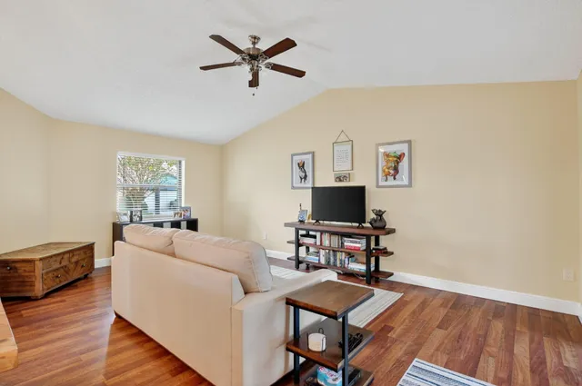 $449,000 | 9159 Southwest 22nd Street, Unit F, Boca Raton, FL 33428