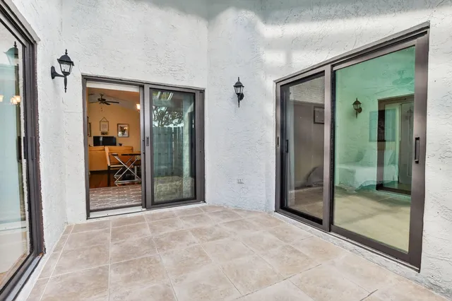 $449,000 | 9159 Southwest 22nd Street, Unit F, Boca Raton, FL 33428