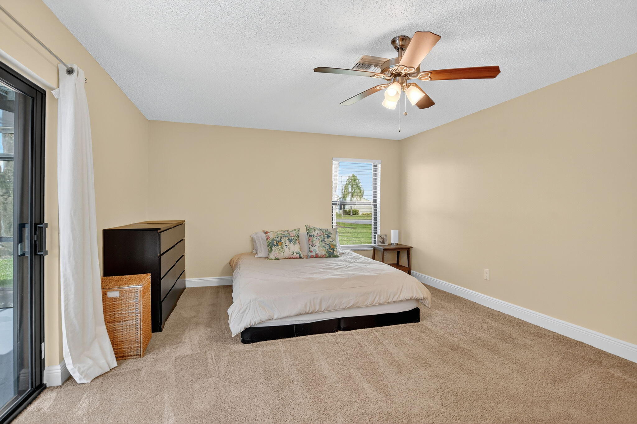 9159 Southwest 22nd Street, Unit F Boca Raton, FL 33428 - Photo 29 of 48 28-web-or-mls-DSC_8427