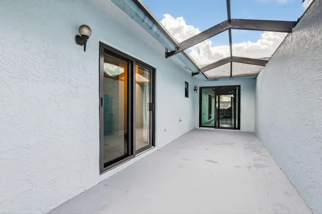 $449,000 | 9159 Southwest 22nd Street, Unit F, Boca Raton, FL 33428