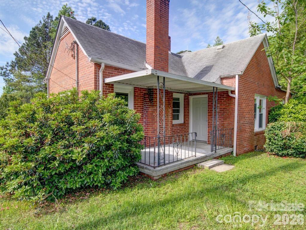 720 South Main Street Troy, NC 27371 - Photo 1 of 23