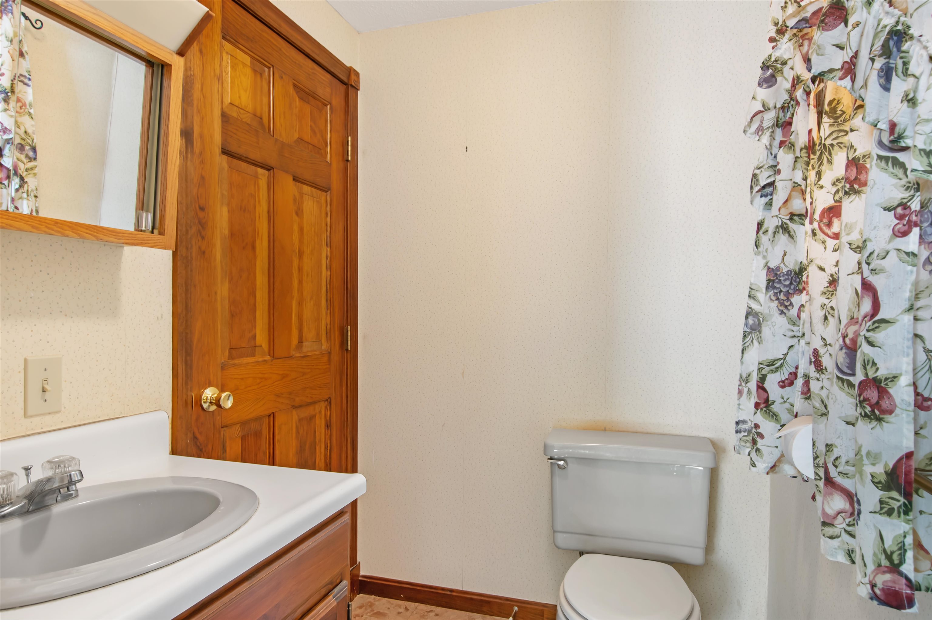 16 Hartco Avenue Lancaster, NH 03584 - Photo 21 of 31