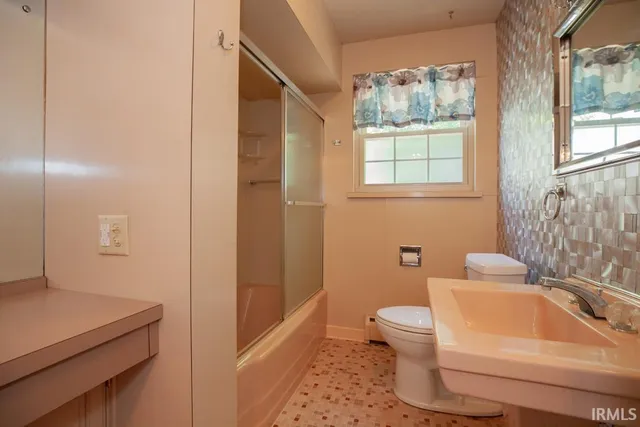 $1,395 | 3102 Washington Avenue, Evansville, IN 47714