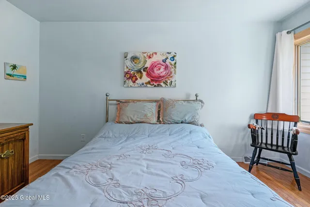 $699,900 | 9 Spruce Run, East Greenbush, NY 12061