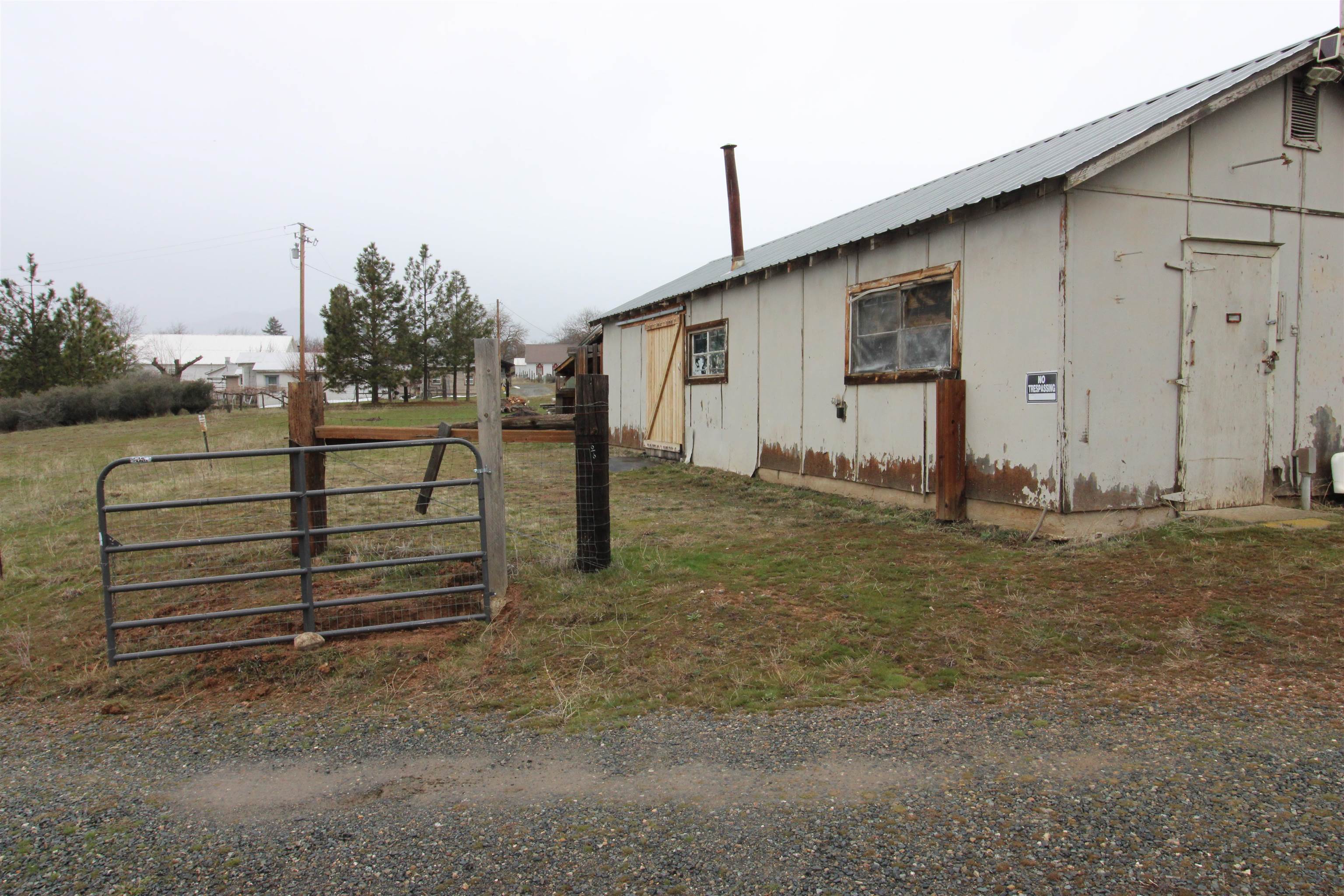 7204 Quartz Valley Road Fort Jones, CA 96032 - Photo 14 of 45 Gallery Image 14