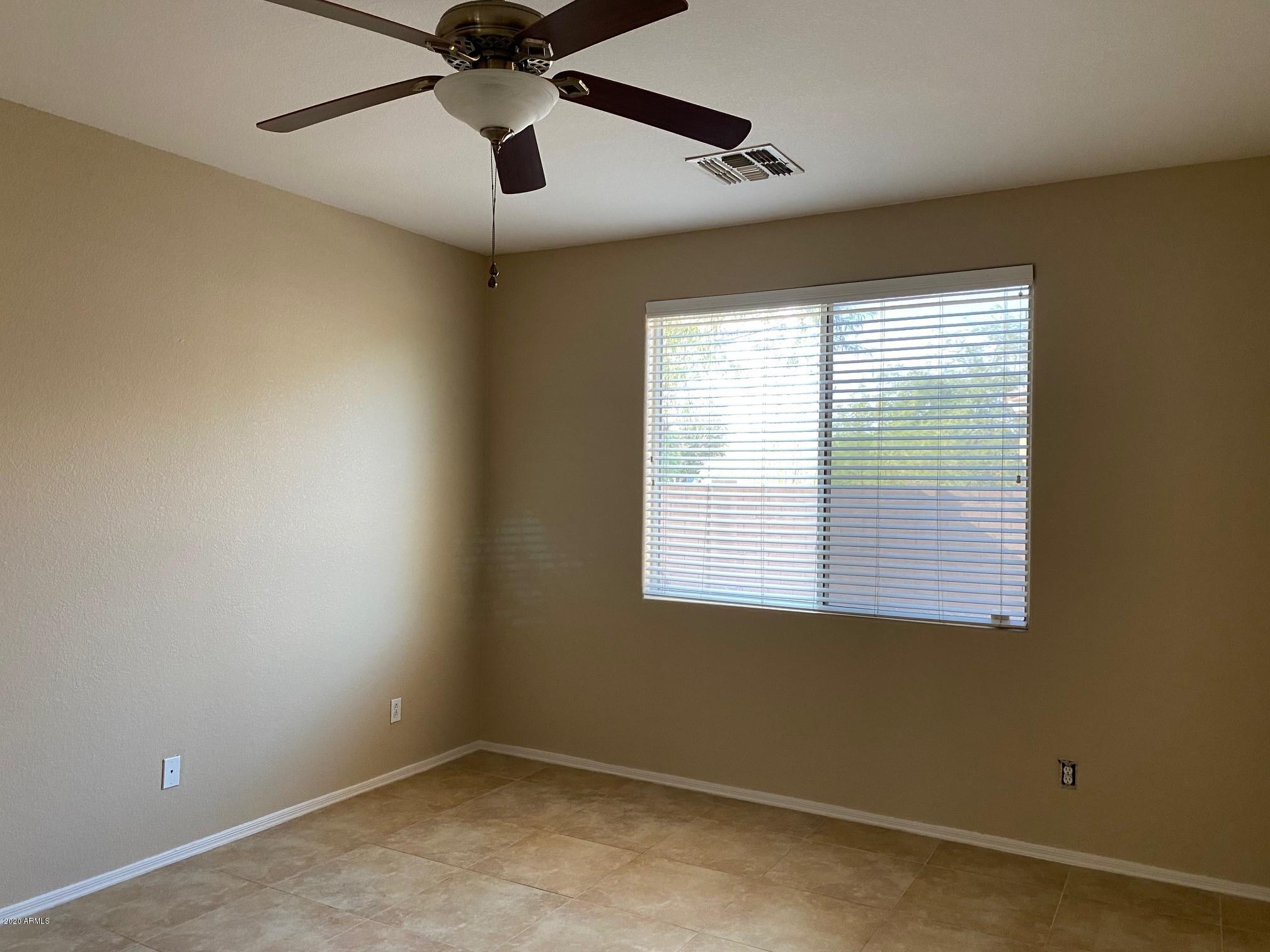 3248 West Shumway Farm Road Phoenix, AZ 85041 - Photo 6 of 16 image4