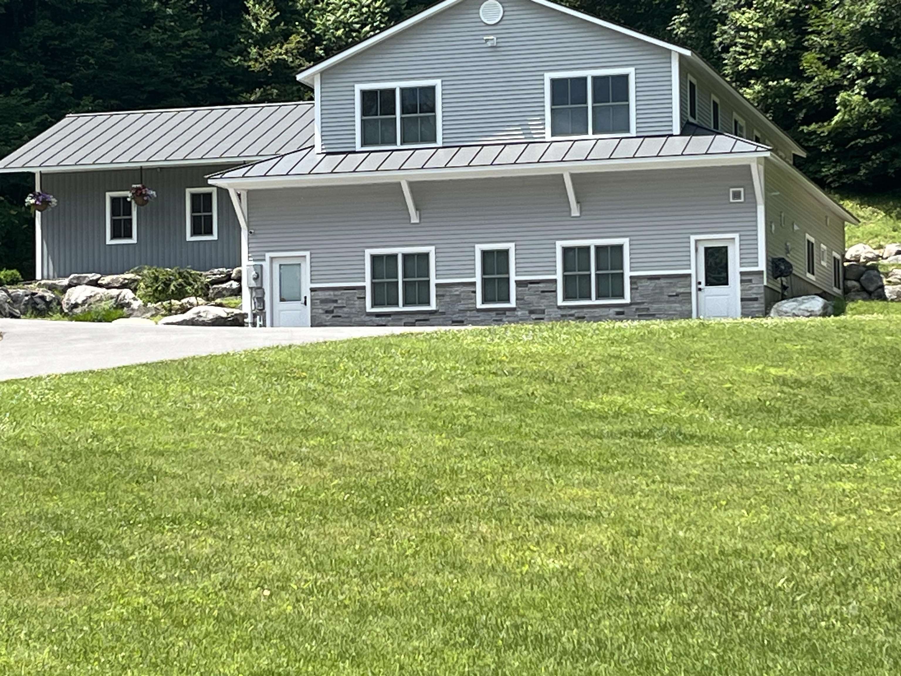 3299 West Road Manchester, VT 05255 - Photo 29 of 40