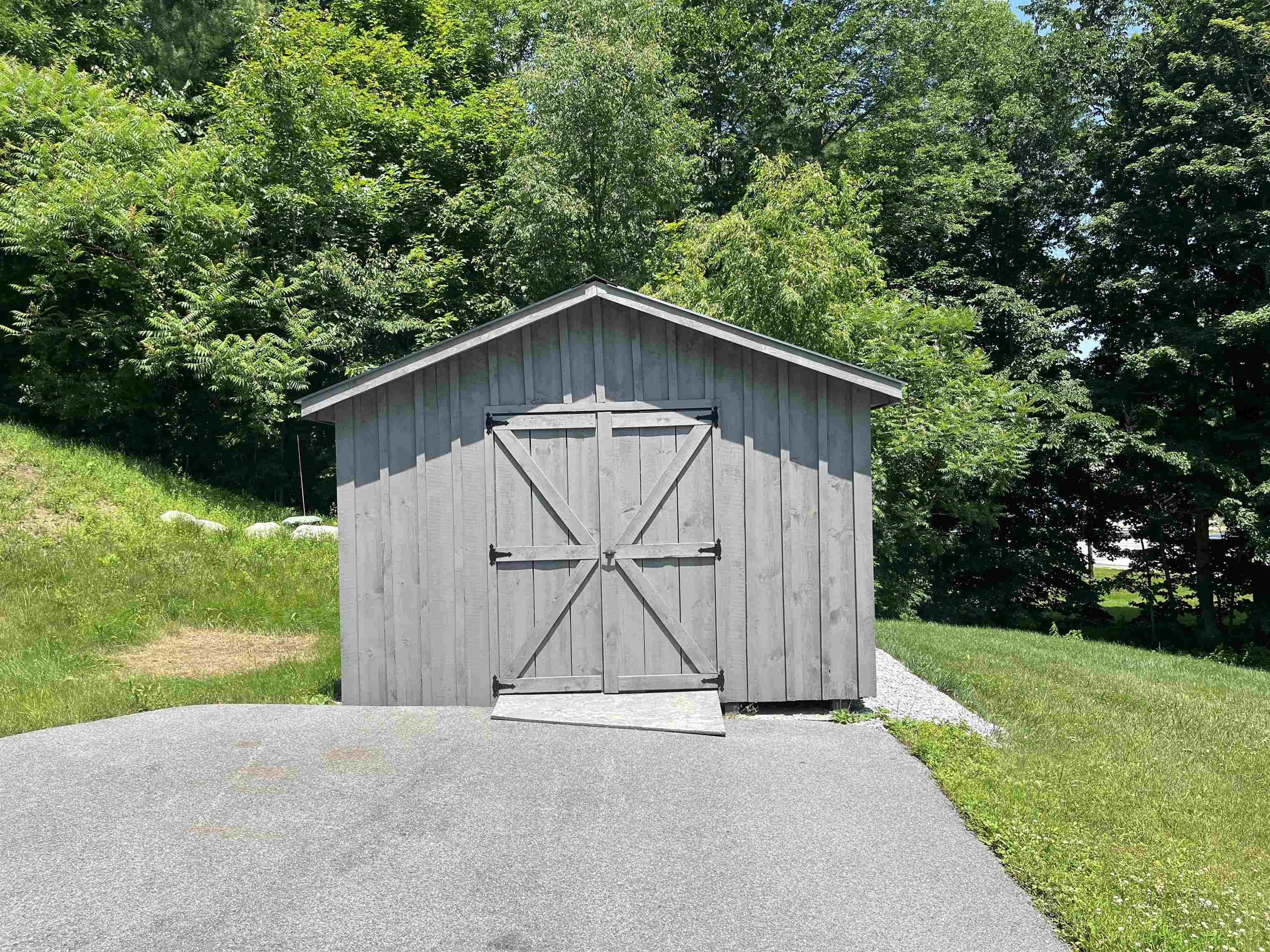 3299 West Road Manchester, VT 05255 - Photo 32 of 40