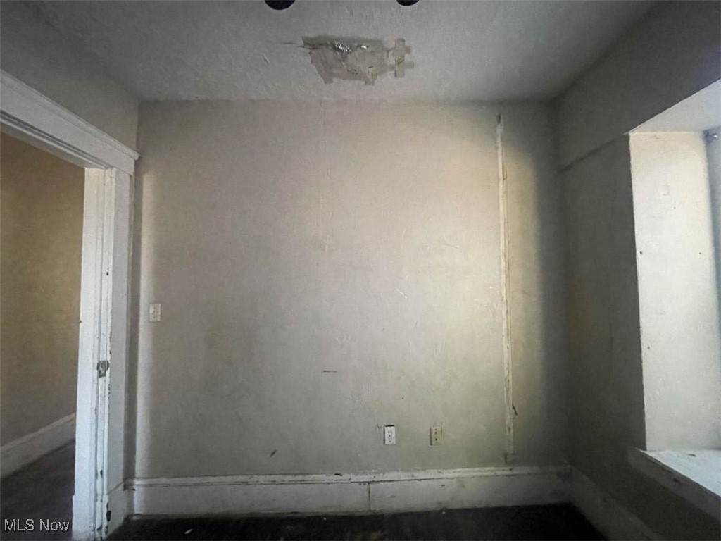 4730 Turney Road Cleveland, OH 44125 - Photo 16 of 32 View of unfurnished room