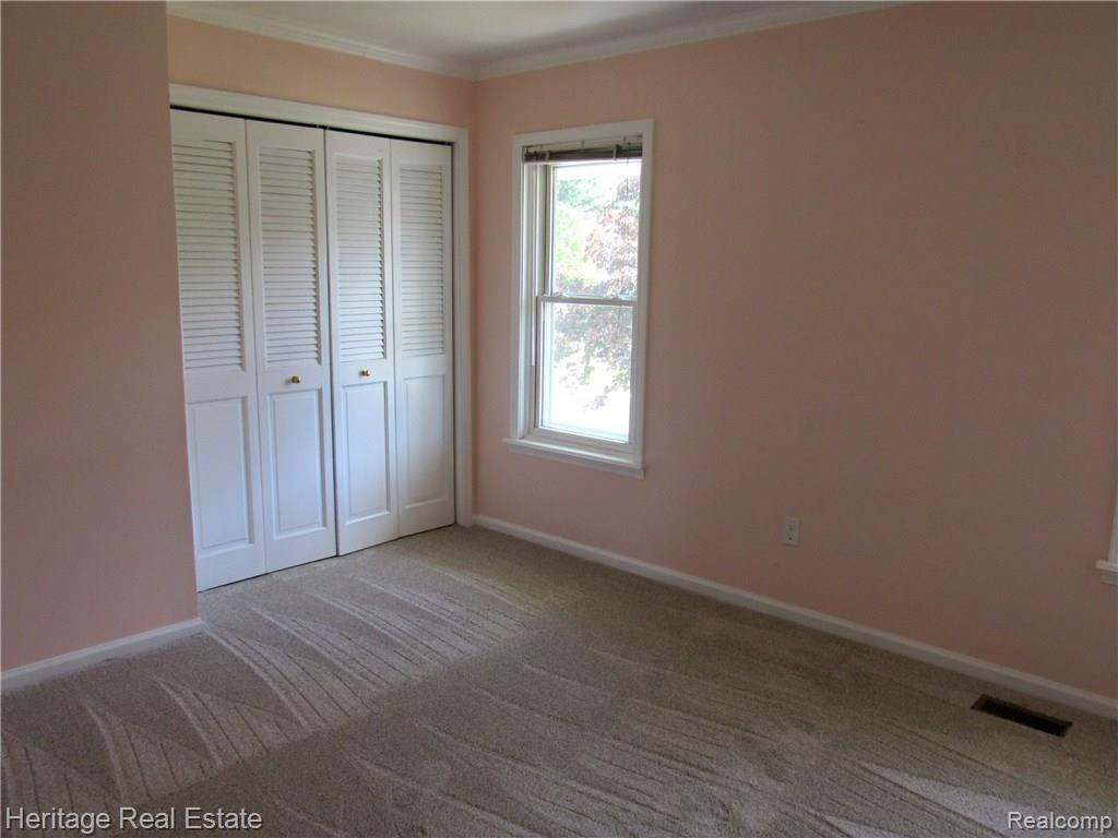 1342 North Fairview Lane Rochester, MI 48306 - Photo 26 of 39