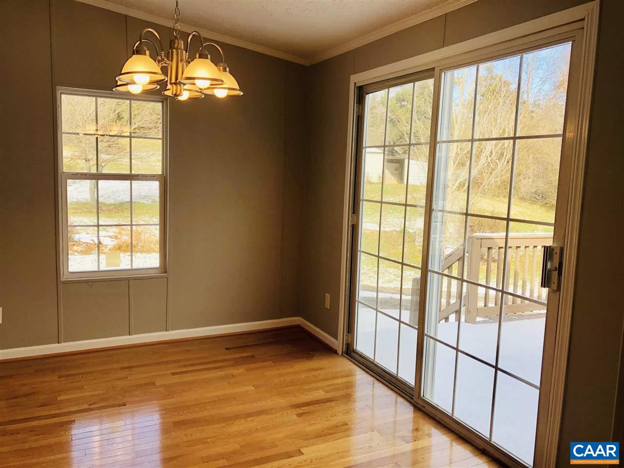 166 Berry Farm Road Staunton, VA 24401 - Photo 14 of 49 Shiny Hardwood Floors