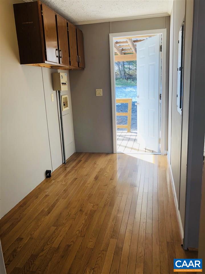 166 Berry Farm Road Staunton, VA 24401 - Photo 8 of 49 Gallery Image 8