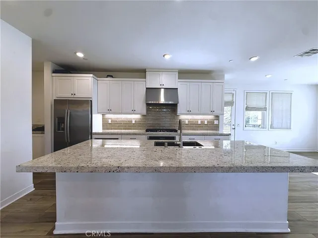 $675,000 | 27078 West Painted Sky Way, Valencia, CA 91381