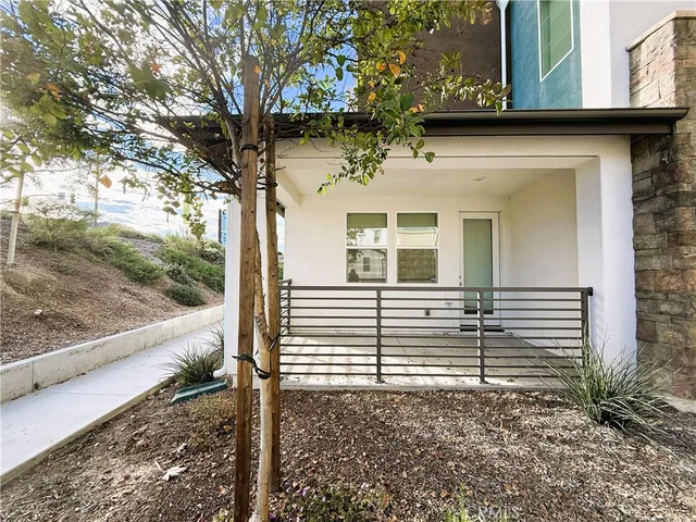 $675,000 | 27078 West Painted Sky Way, Valencia, CA 91381