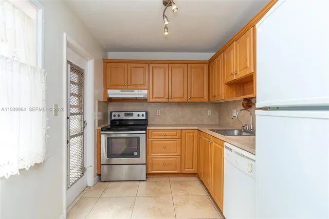 $129,921 | 3990 Northwest 42nd Avenue, Unit 106, Lauderdale Lakes, FL 33319