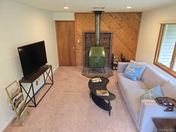 $4,950 | 34 Maple Brook Road, Tuxedo Park, NY 10987