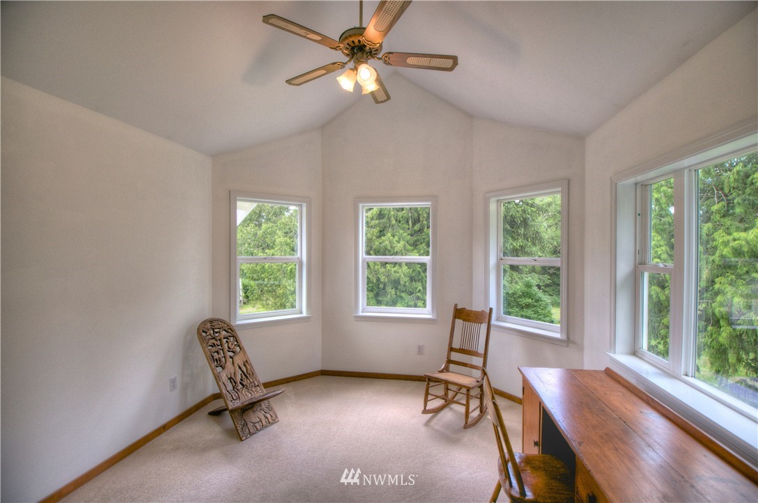 9419 Delphi Road Southwest Olympia, WA 98512 - Photo 20 of 22 Gallery Image 20