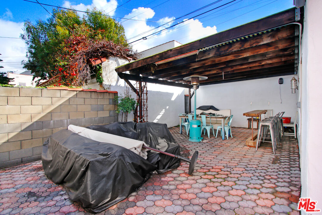 1020 Hi Point Street, Unit 1020 Los Angeles, CA 90035 - Photo 16 of 18 a view of an outdoor space