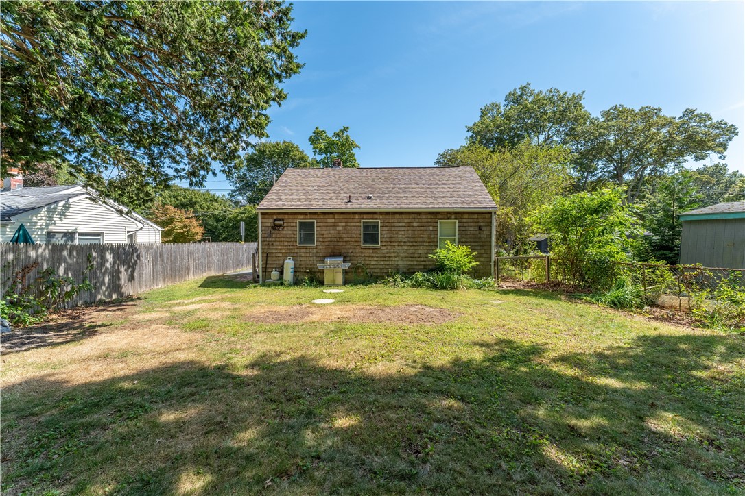 104 Knotty Oak Road Coventry, RI 02816 - Photo 3 of 36