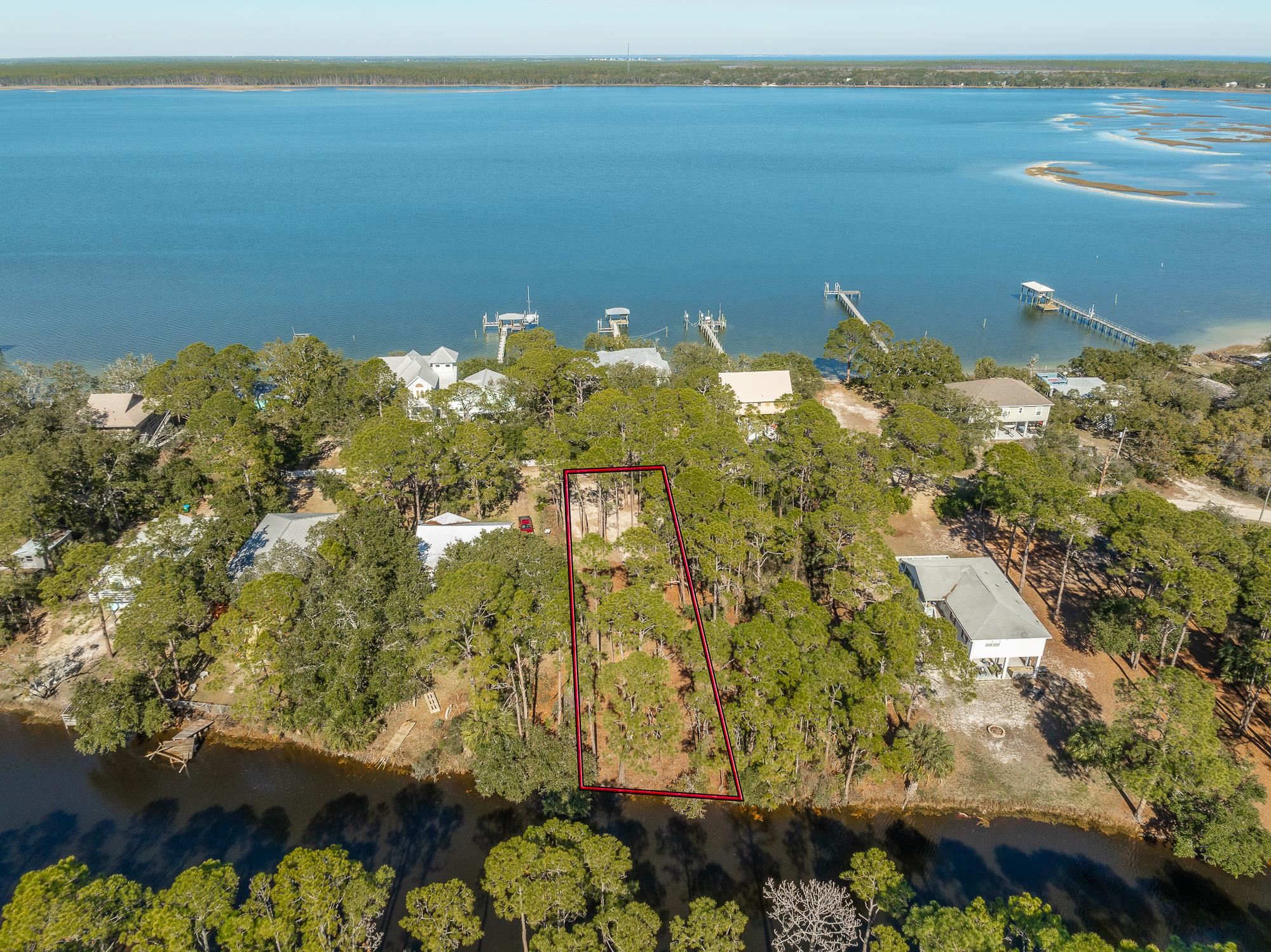 160 Harbor Circle Alligator Point, FL 32346 - Photo 8 of 36