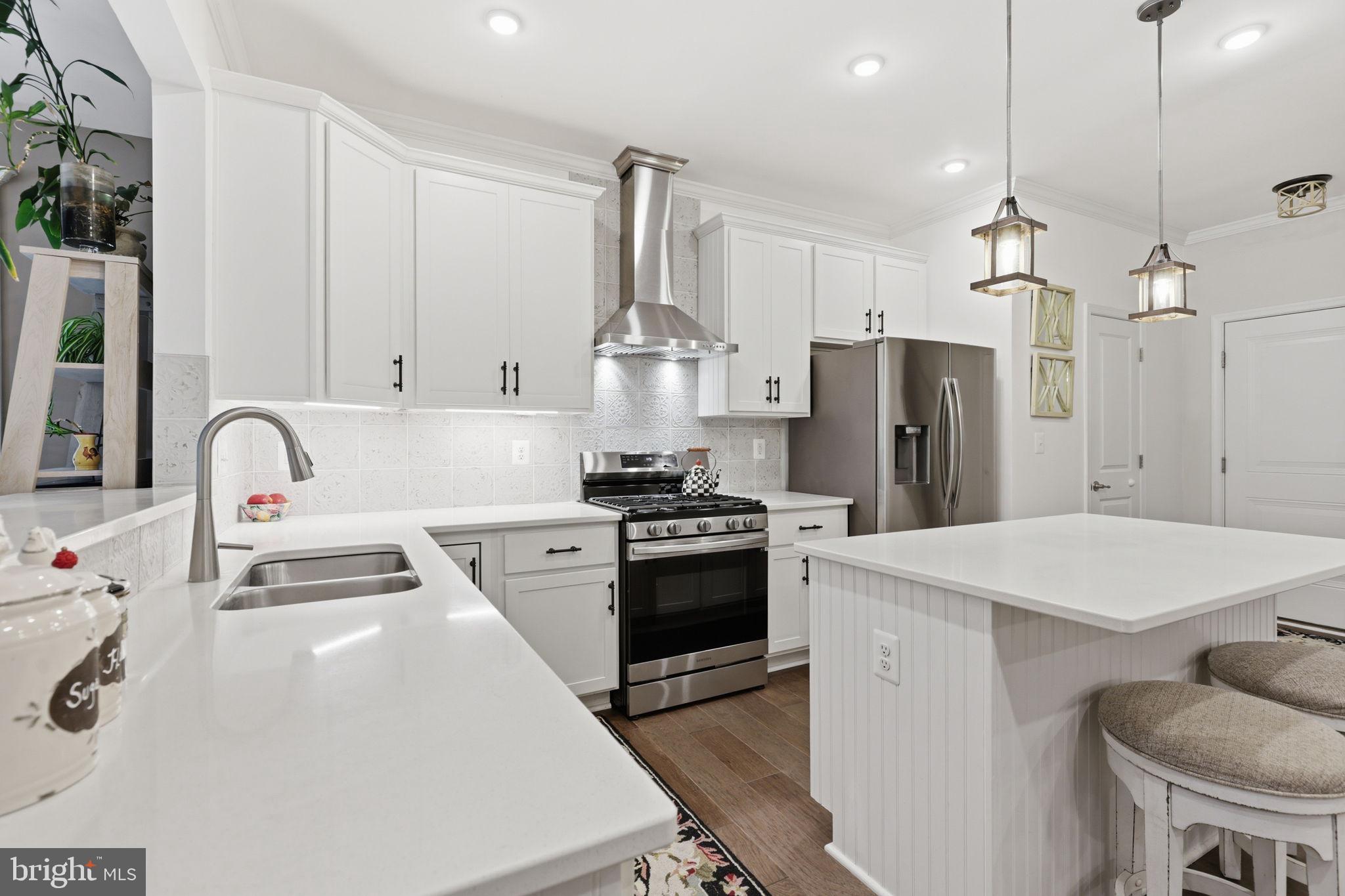 8405 Sinclair Mill Road Manassas, VA 20112 - Photo 22 of 51 Stainless steel appliances