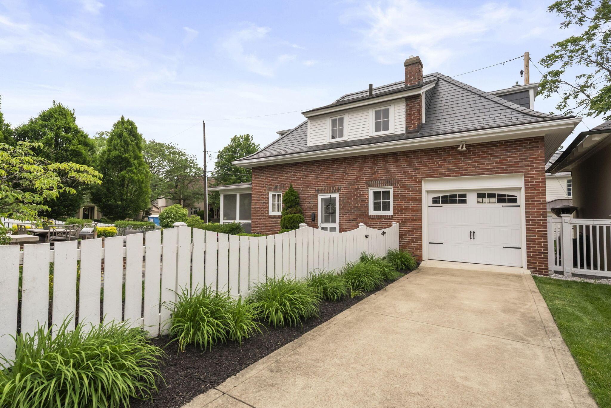 1875 Roxbury Road Upper Arlington, OH 43212 - Photo 66 of 97 Carriage House