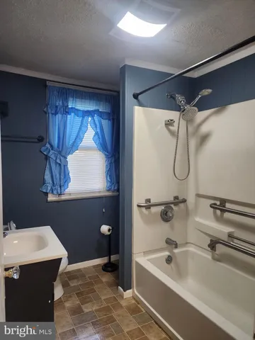 $1,750 | 7031 Lincoln Way West, St. Thomas, PA 17252