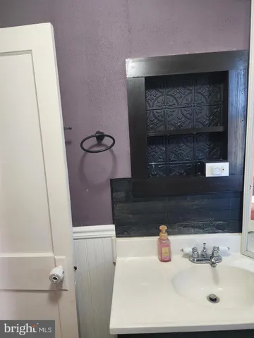 $1,750 | 7031 Lincoln Way West, St. Thomas, PA 17252