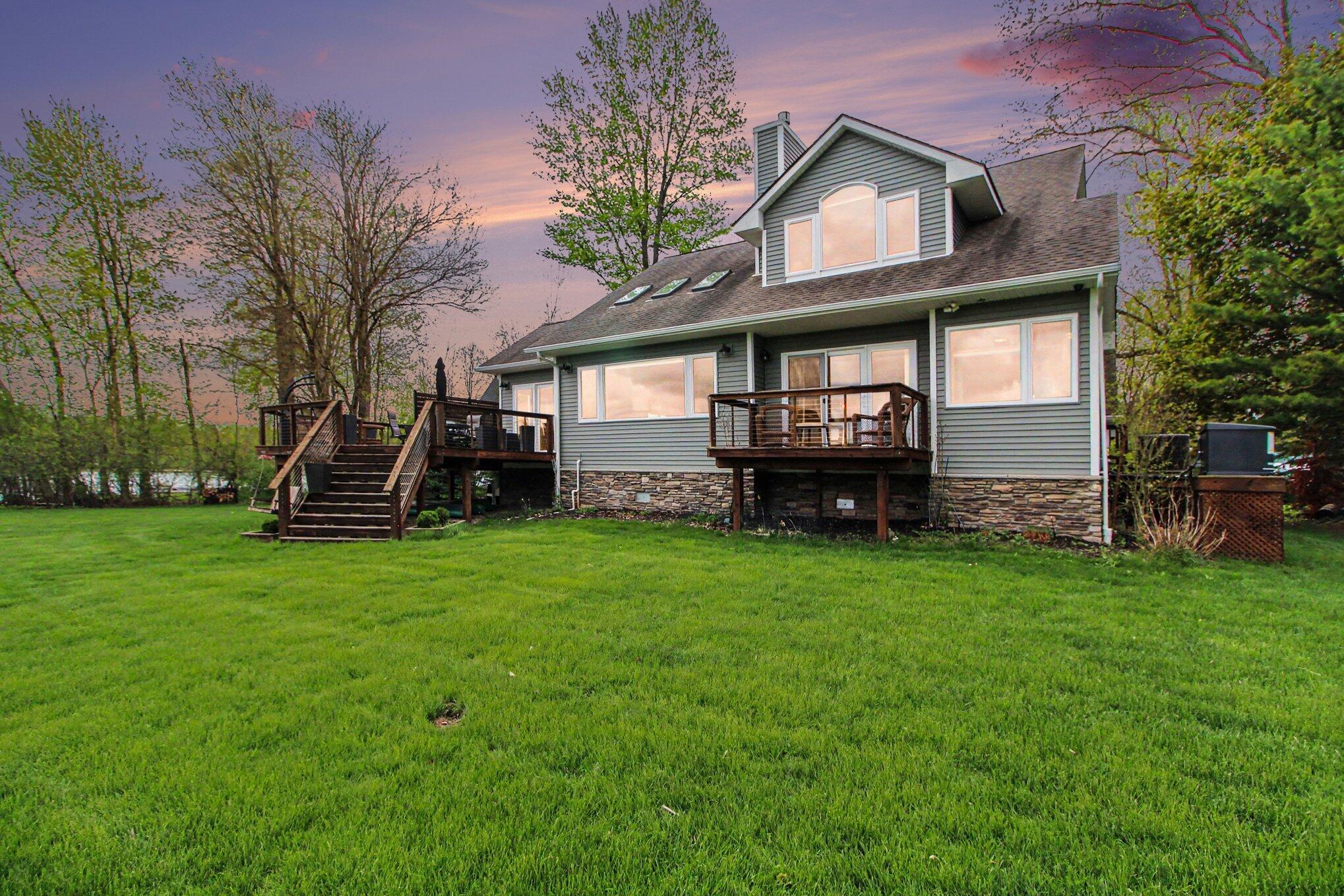 8036 Park Road Whitmore Lake, MI 48189 - Photo 37 of 43 003_file_5748