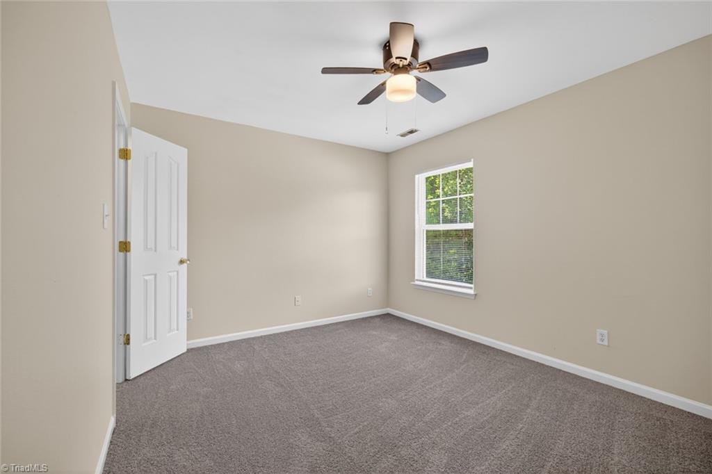 2173 Cliffvale Drive High Point, NC 27262 - Photo 24 of 32