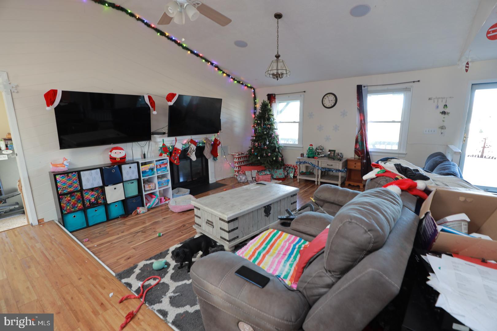 16231 Genito Road Moseley, VA 23120 - Photo 16 of 31