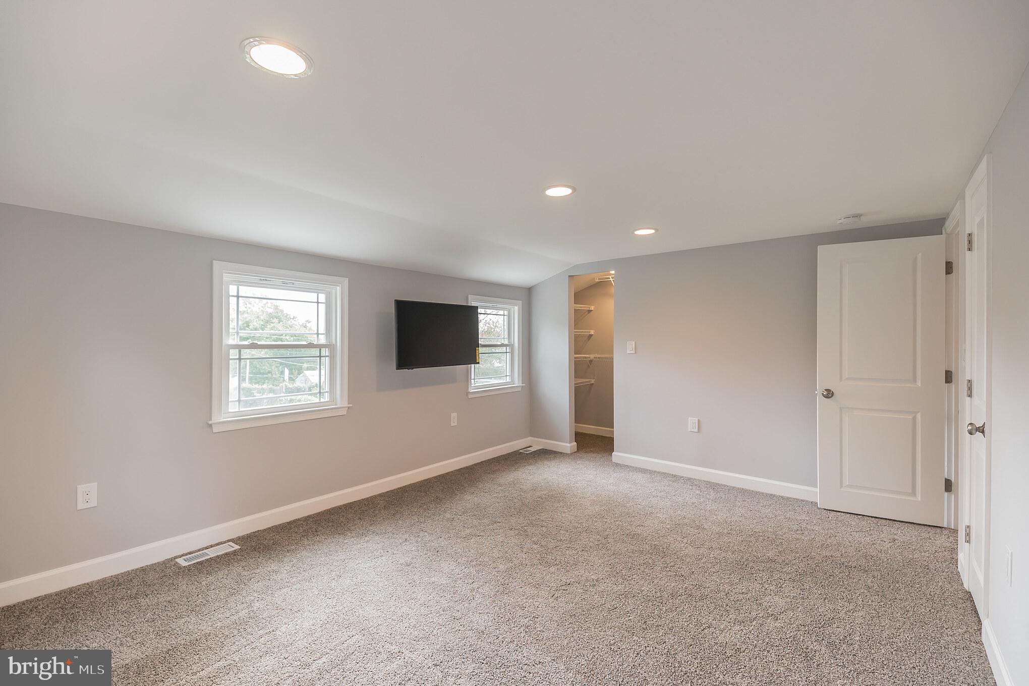 9241 Andover Road Philadelphia, PA 19114 - Photo 24 of 30 Gallery Image 24