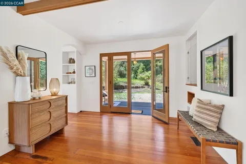 $1,215,000 | 4009 Redwood Road, Napa, CA 94558