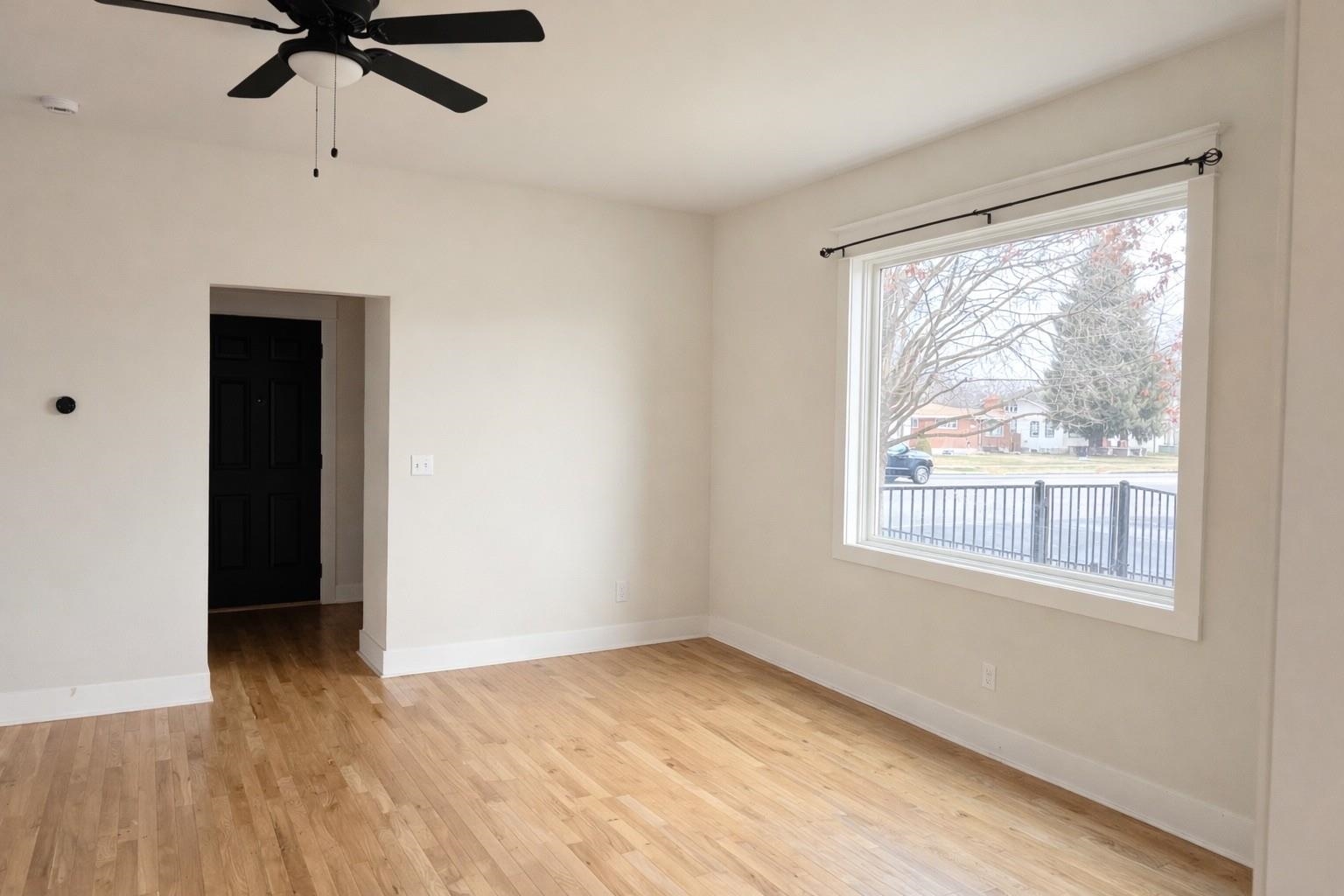 328 East Indiana Avenue Spokane, WA 99207 - Photo 16 of 36