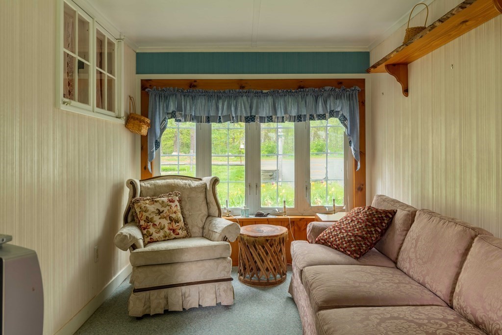 387 Florence Road Northampton, MA 01062 - Photo 17 of 34 Gallery Image 17
