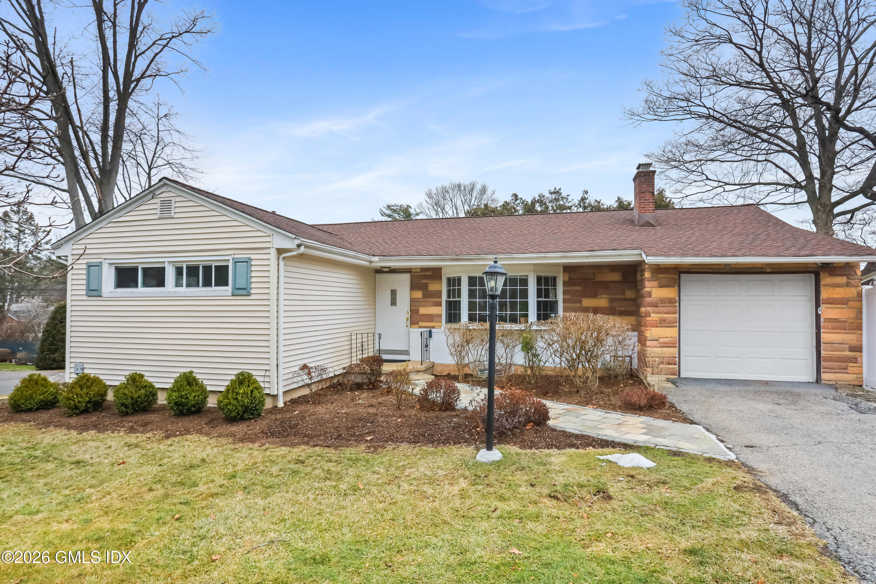 45 Sound Beach Ave Extension Riverside, CT 06878 - Photo 27 of 31 036