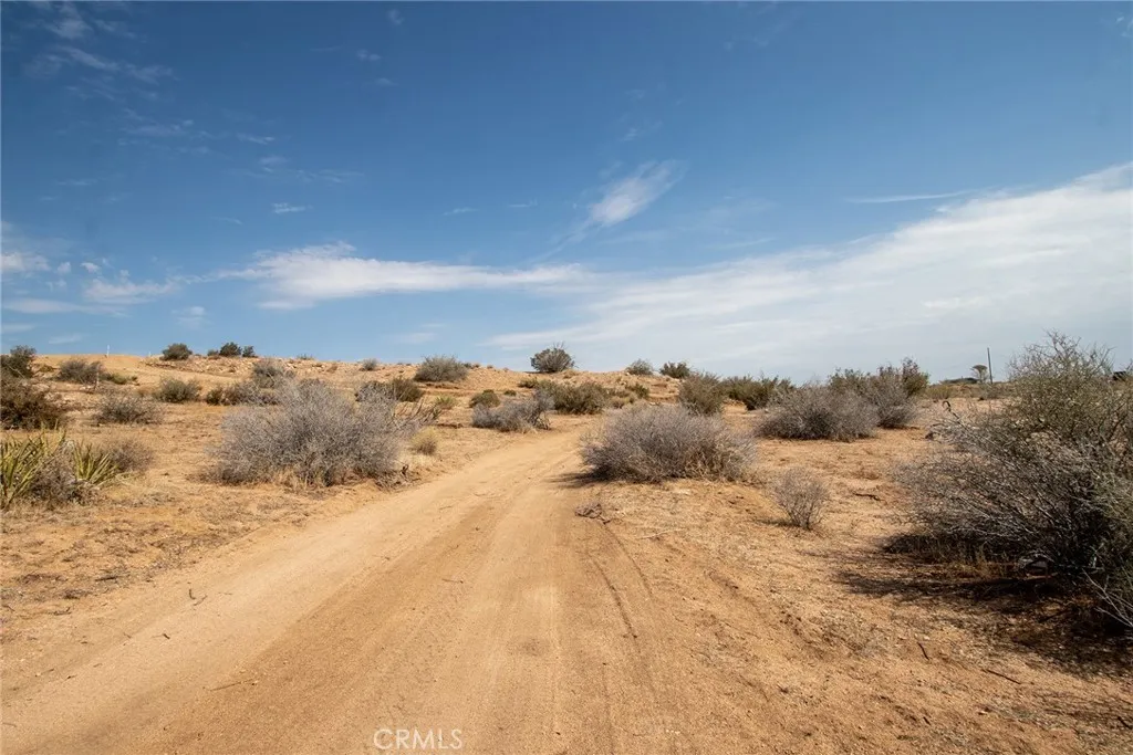 1000 Rimrock Road Pioneertown, CA 92268 - Photo 6 of 20