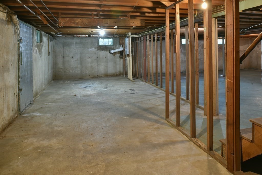 711 Bay Road Hamilton, MA 01982 - Photo 20 of 28
