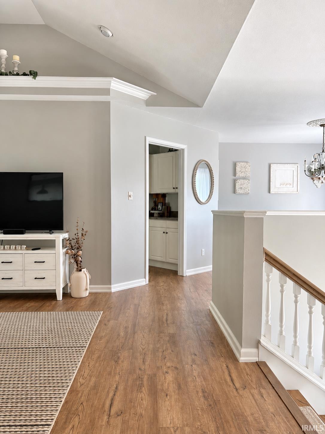 960 Quail Ridge Circle Vincennes, IN 47591 - Photo 6 of 48