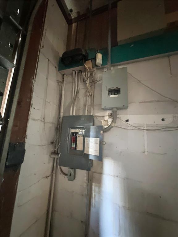 110 Reynolds Road Deleon Springs, FL 32130 - Photo 27 of 27 a close view of water heater room