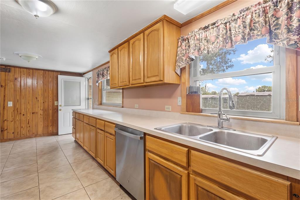 604 West Market Road Starke, FL 32091 - Photo 8 of 41