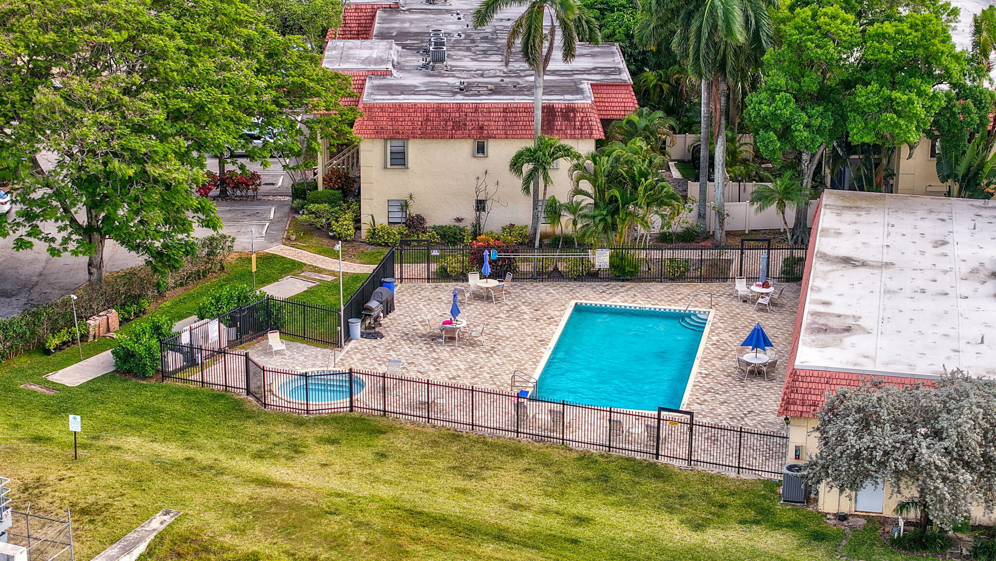 138 South Cypress Road, Unit 224 Pompano Beach, FL 33060 - Photo 23 of 31 32-web-or-mls-DJI_20250328171118_0334_D_