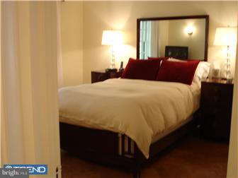 124 Edgehill Road Bala Cynwyd, PA 19004 - Photo 5 of 10 Bedroom - Main