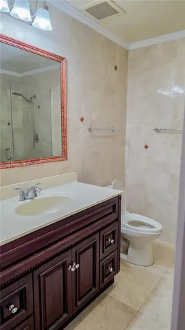 $2,900 | Fountainebleau, Miami, FL 33172