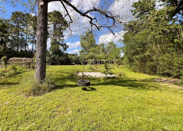 $350,000 | 28905 Richard Kaye Lane, Pinehurst, TX 77362