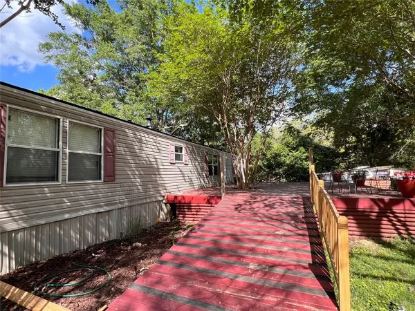 $350,000 | 28905 Richard Kaye Lane, Pinehurst, TX 77362