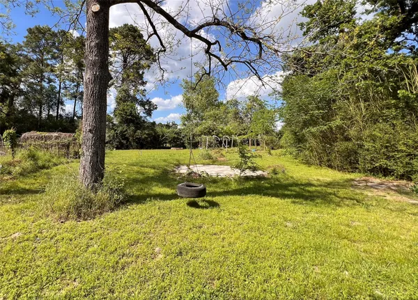 $350,000 | 28905 Richard Kaye Lane, Pinehurst, TX 77362