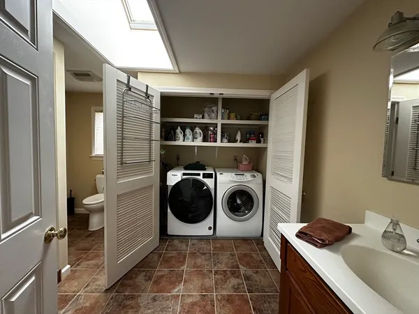 $3,600 | 177 Orchard Street, Newbury, MA 01922