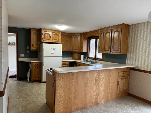 $3,600 | 177 Orchard Street, Newbury, MA 01922